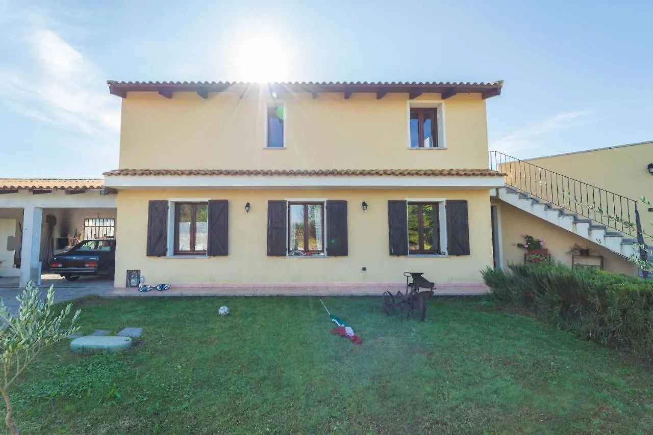 Vakantiehuis Villa Immersa Nella Natura Perfugas