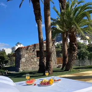 Aquilino Y Carmen , Mogán Spanje